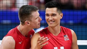 Sędzia przegrał zakład z siatkarzem. "Wręczyłem mu pieniądze w obecności całej drużyny"